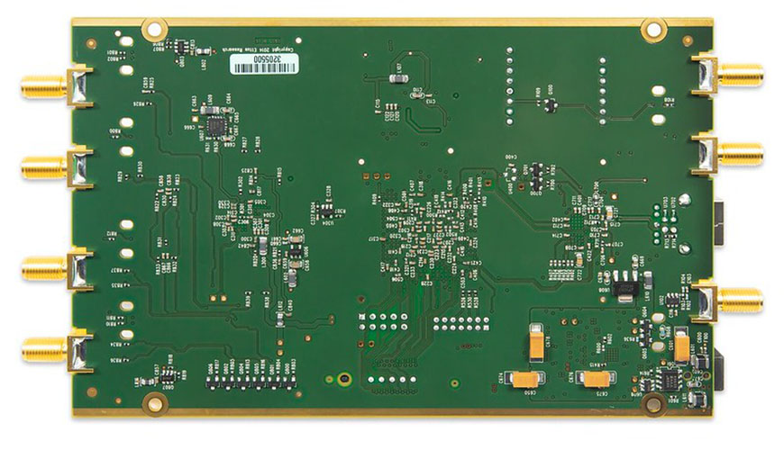 Ettus USRP B210: 2x2, 70MHz-6GHz SDR/kognitives Radio (Board only)